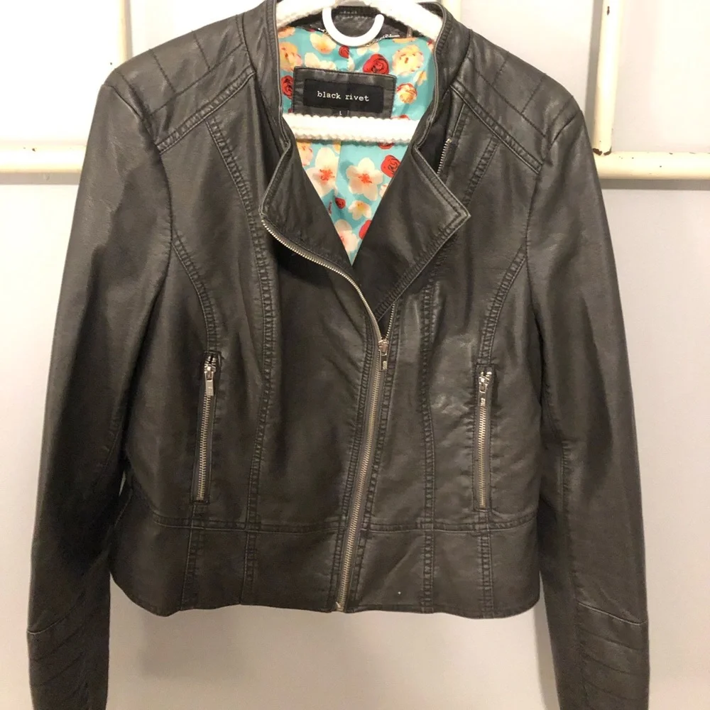 Black Rivet Designer Jacket - Picture 1 of 9